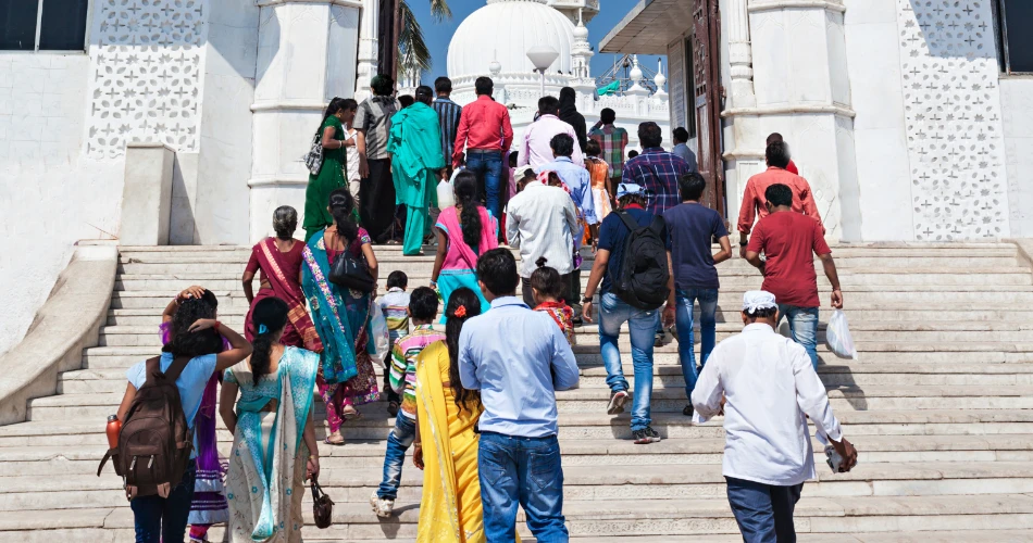 哈吉阿里步道。日落美景与灵性体验