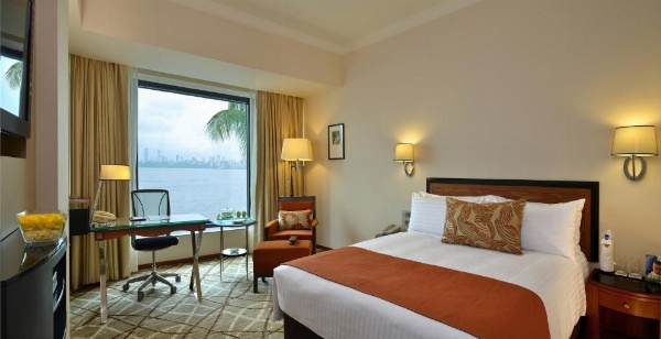 Hotel Marine Plaza image 31